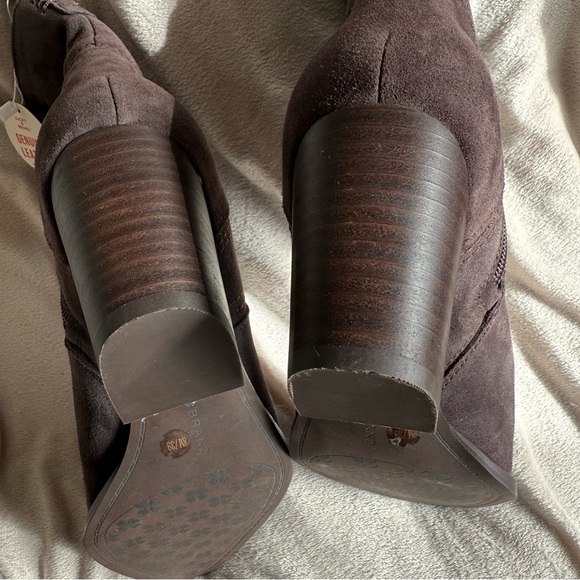 Leather Lucky Brand chocolate Brown Boots